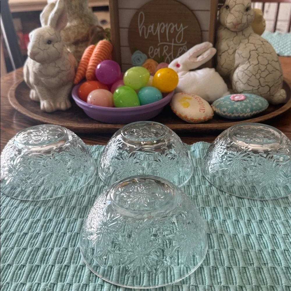 Set of 4 Princess House Fantasia 5-1/4 inch Coupe Soup Cereal Bowls Clear